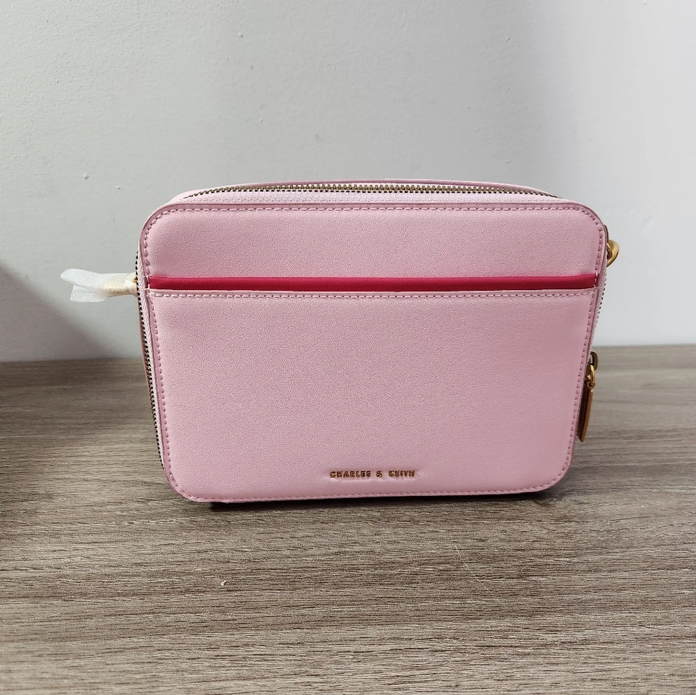 Charles & Keith Two-Tone Pink Lock & Key Chain Handle Bag/Purse - Picture 1 of 7